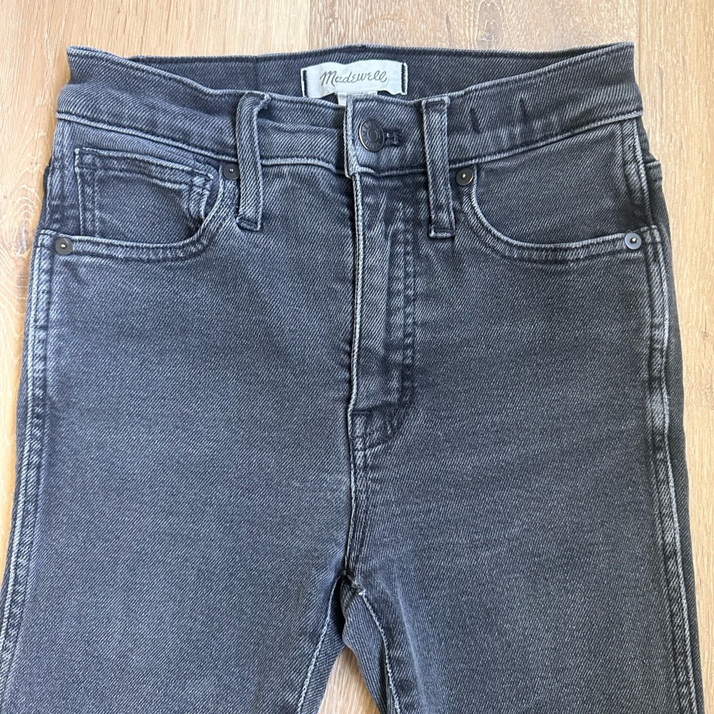 10" High-Rise Skinny Jeans